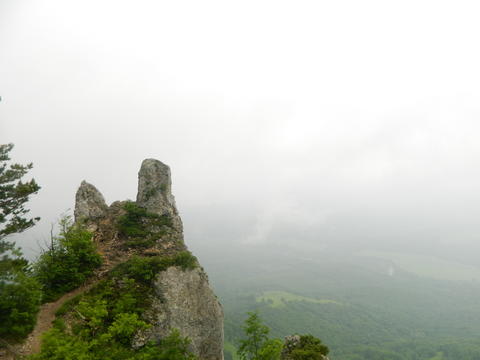 Каменный столб "чертов палец", хр. Уна-Коз